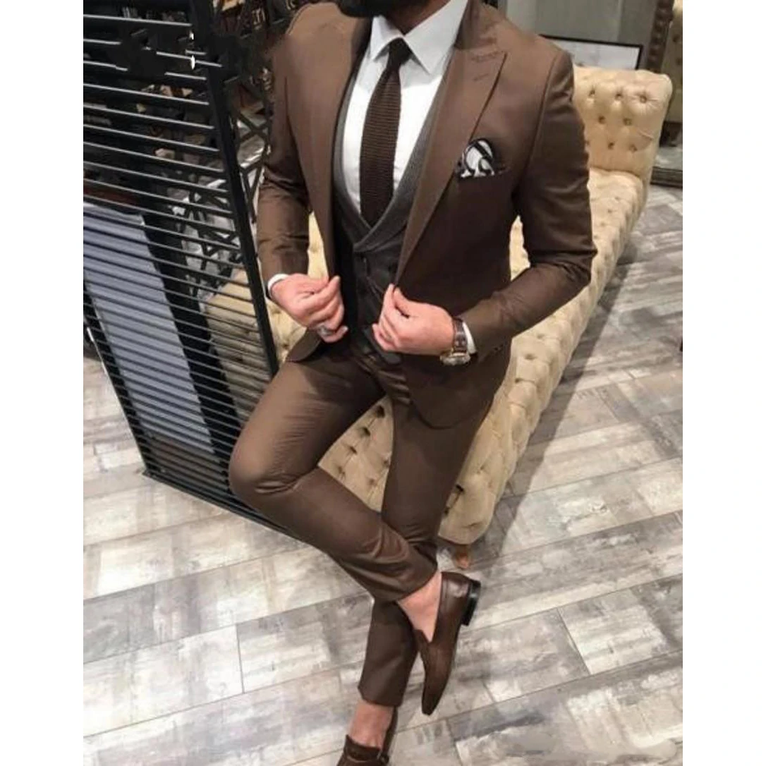 

Fashion Brown Groom Suits for Men Peak Lapel Groomsmen Tuxedo Mens Wedding Dress Excellent Man Jacket Blazer Business Suit