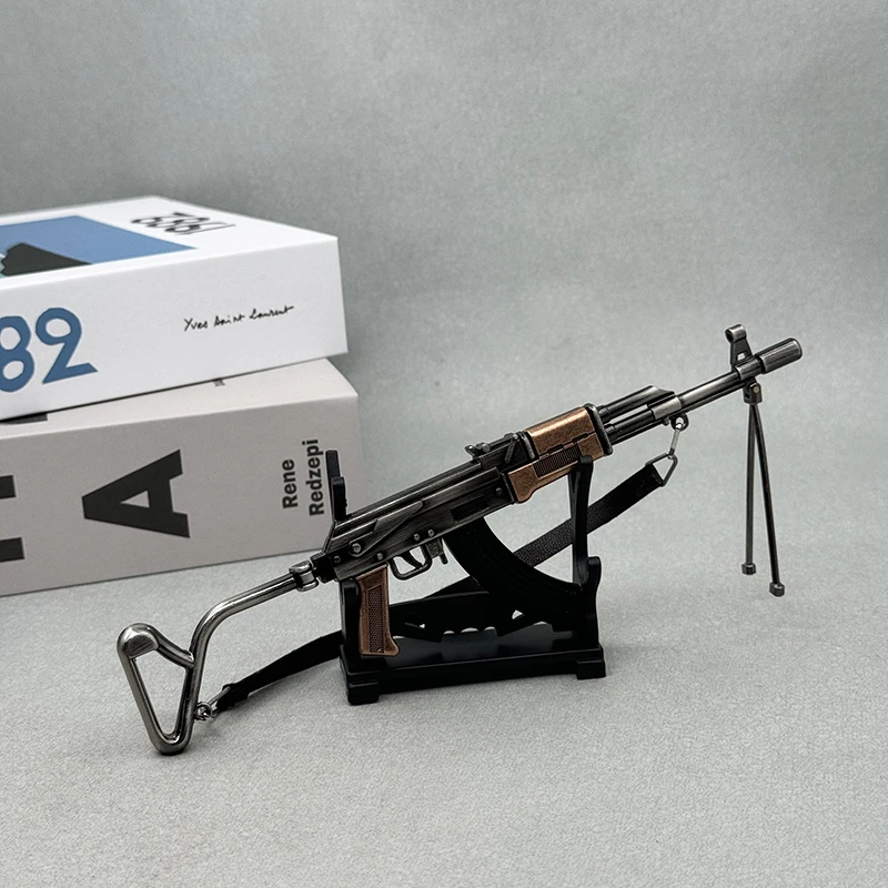 PUBG Battlegrounds AK47 Assault Rifle Replica 20 cm, Metallmodell, nicht befeuern, zusammenklappbarer Bestand, abnehmbarer Mag, Fan-Geschenk – Detail 9