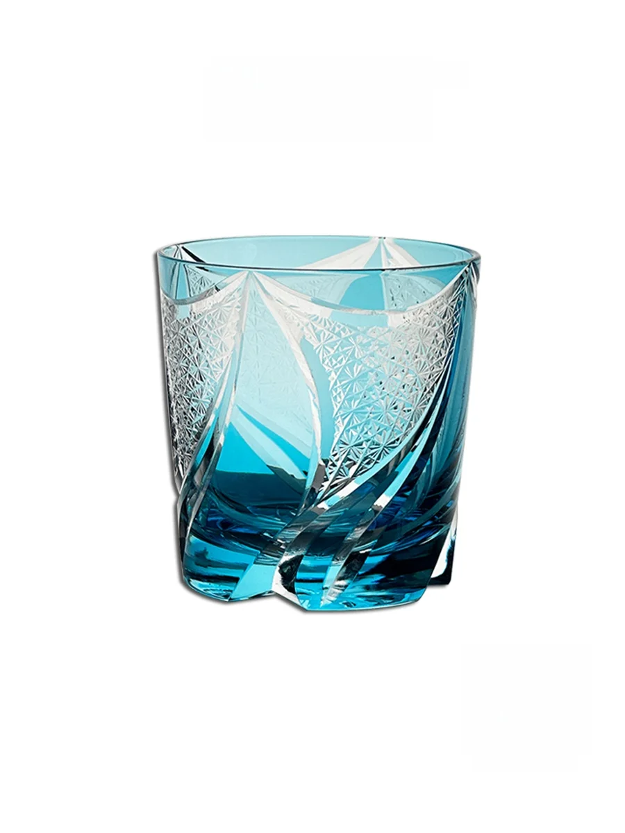 

Handcrafted Crystal Whiskey Glass European Style Carved Glass Cup Personalized Chidori Design Beverageware for Fine Dining