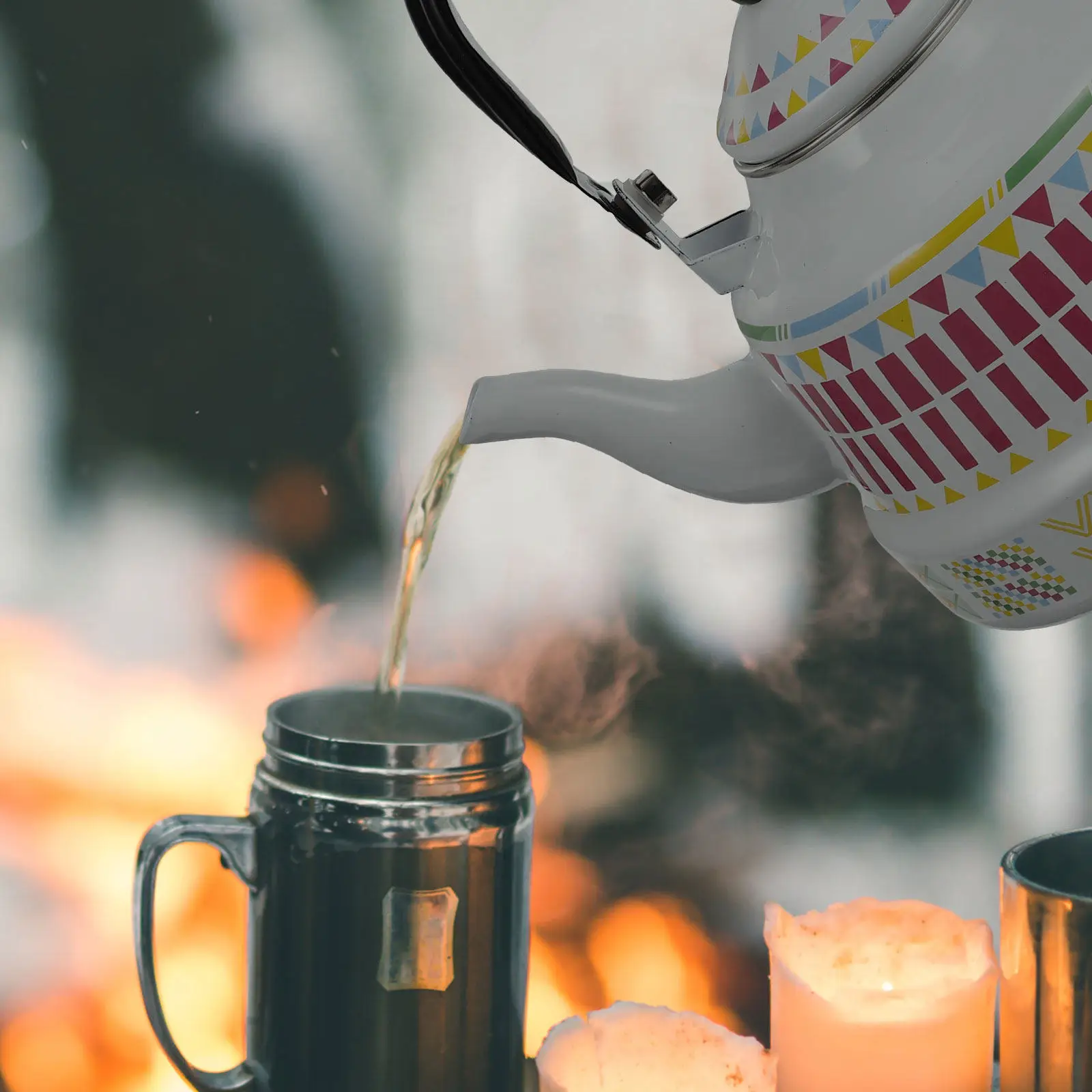 

Geometric Flower Vintage Teakettle Premium Enamel Material Heat Resistant Stovetop Kettle for Coffee Tea Mulled Wine Daily Use