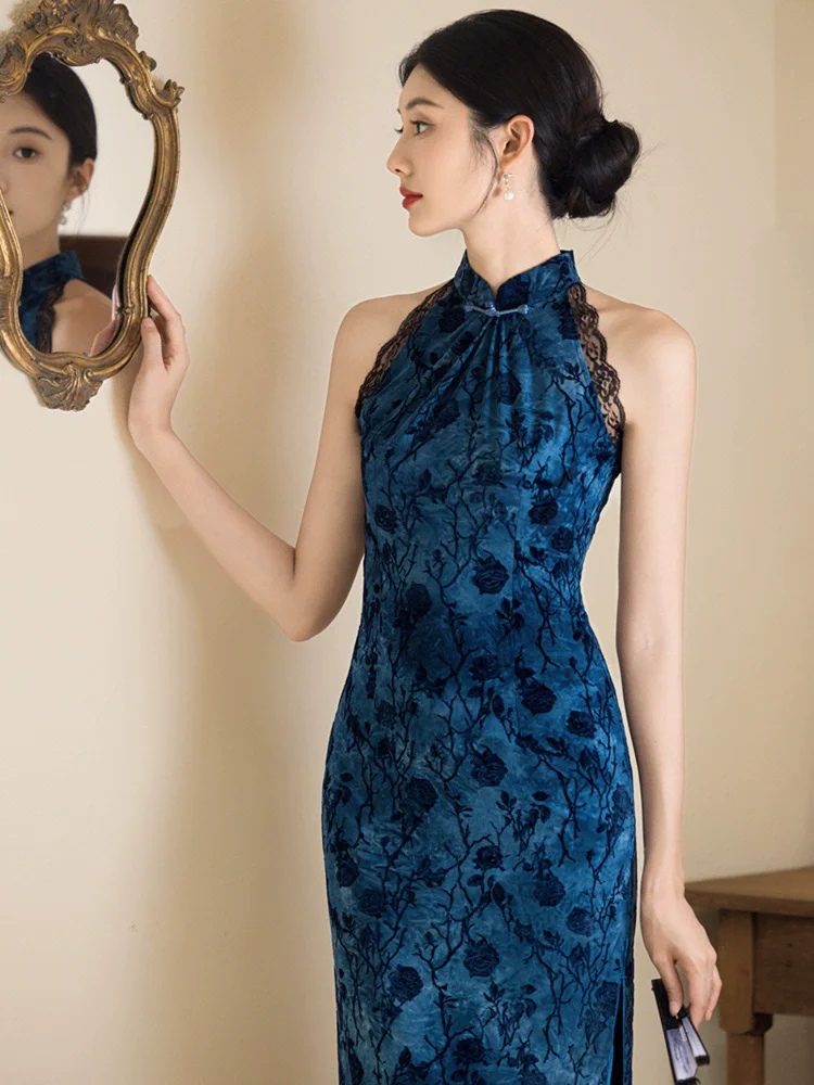 

Cheongsam с подвесным вырезом, сексуальное утягивающее платье, новинка 2025, летнее стильное улучшенное платье в молодом китайском стиле, бархатное Ципао
