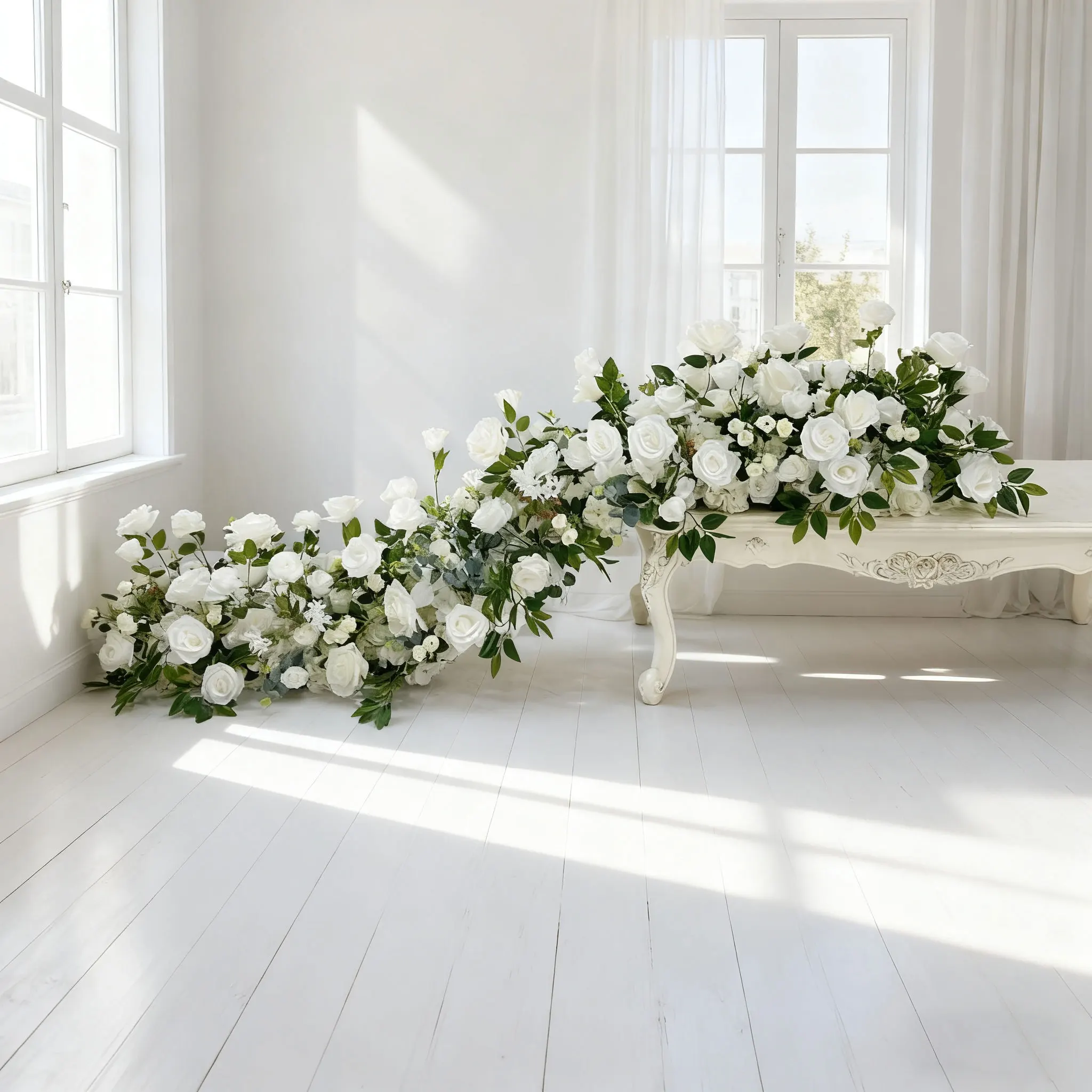

High Quality Modern Wedding Table Runner And Silk Flower Centerpieces With Customizable Size For Events