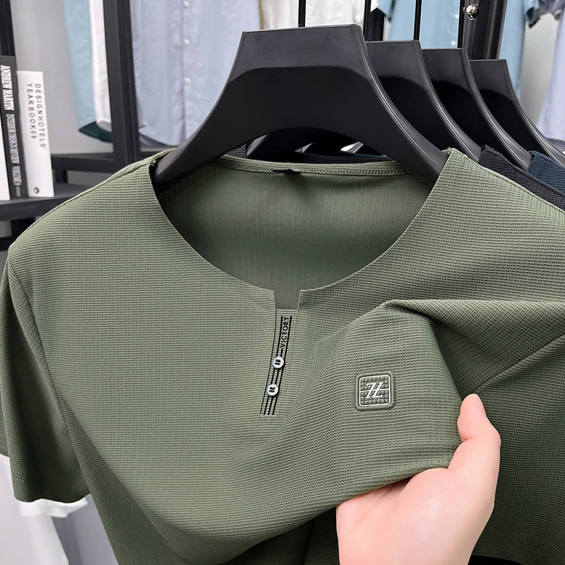 

Luxury brand embossed short sleeve T-shirt men summer lightweight ice silk quick dry breathable cool solid color round neck top
