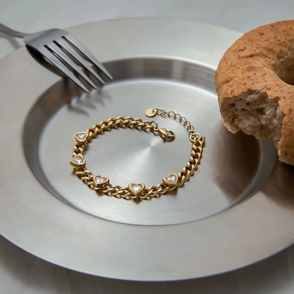 패션 쿠바 팔찌 방수 유럽과 미국의 세련된 매력 팔찌 럭셔리 하이 엔드 핸드 체인 핸드 액세서리