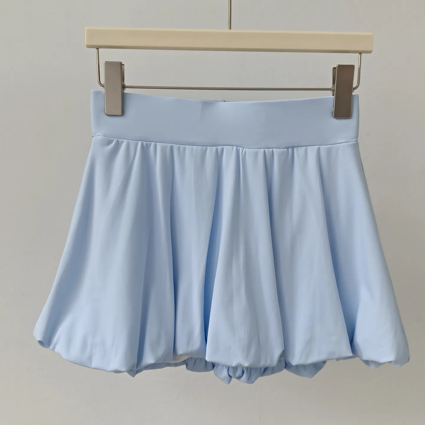 Sommer-Yoga-Bekleidung für Damen: Anti-Exposure-Kurzrock mit Schrittabdeckung, schlankmachender Tutu-Tennisrock für Sport und Fitness – Detail 3