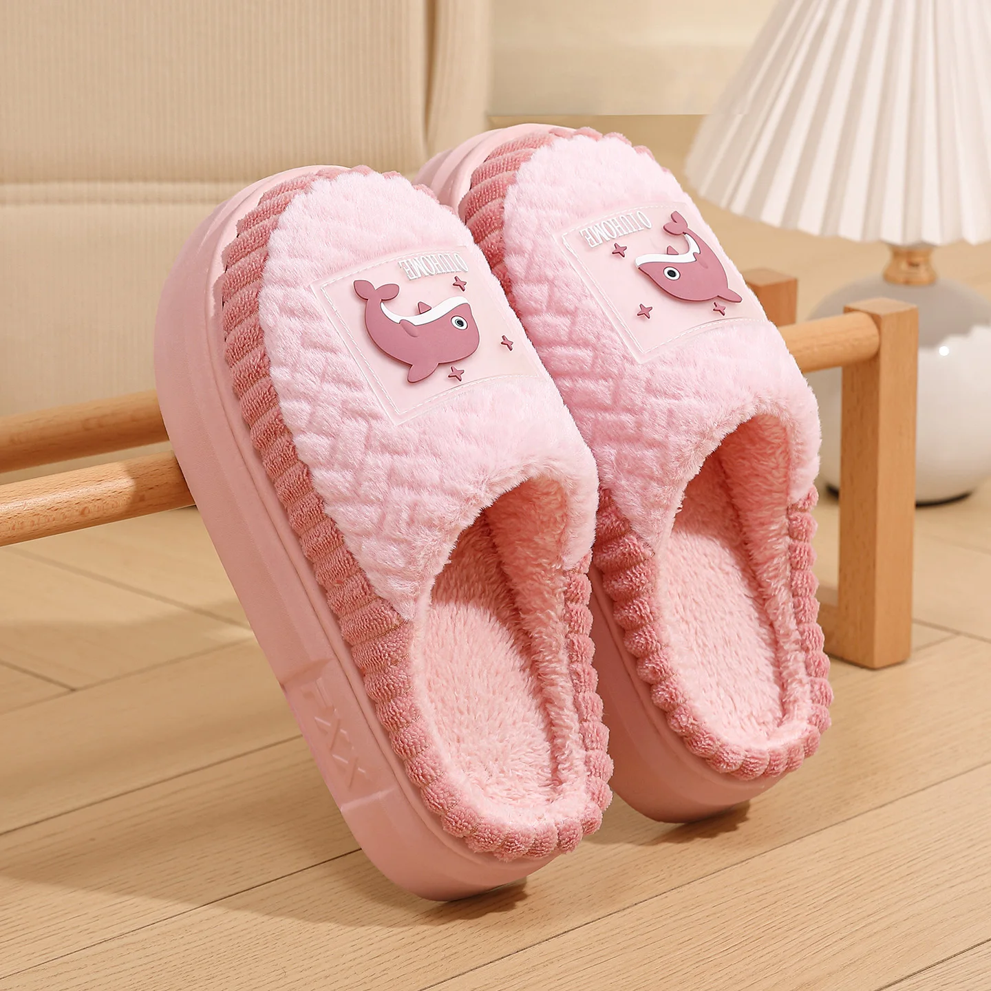 Winterwarme Hausschuhe für Damen und Herren, niedliche Wal-Cartoon-Plattformschuhe mit dickem Plüsch, rutschfeste, weiche EVA-Sohle, Indoor-Schlafzimmer-Slides, Mules – Detail 16