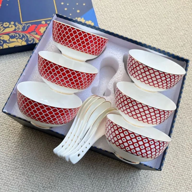 

Bone China Bowl Set Minimalist Fashion 4.5 Inch Soup Bowl With Spoon Tableware Gift Box Set