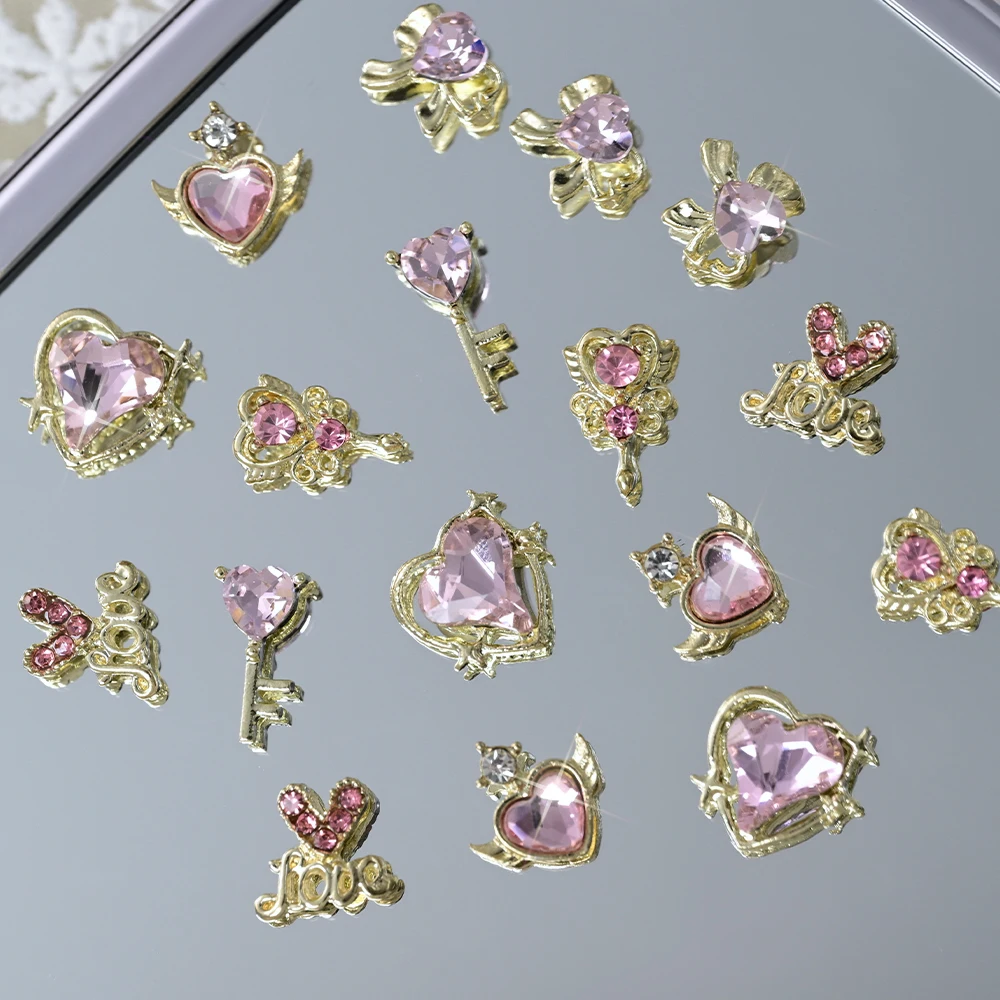 30 Stück 3D Rosa Herz Strasssteine Nageldekoration Valentinstag Nagelcharms 'Liebe' Edelsteine für Acrylnägel DIY Nagelzubehör