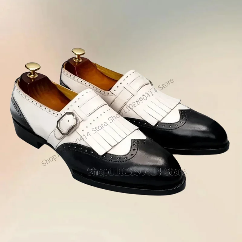 

Black White Tassels Carving Design Buckle Decor Men Shoes Fashion Slip On Male Shoes Luxury Handmade Party Feast Men Dress Shoes