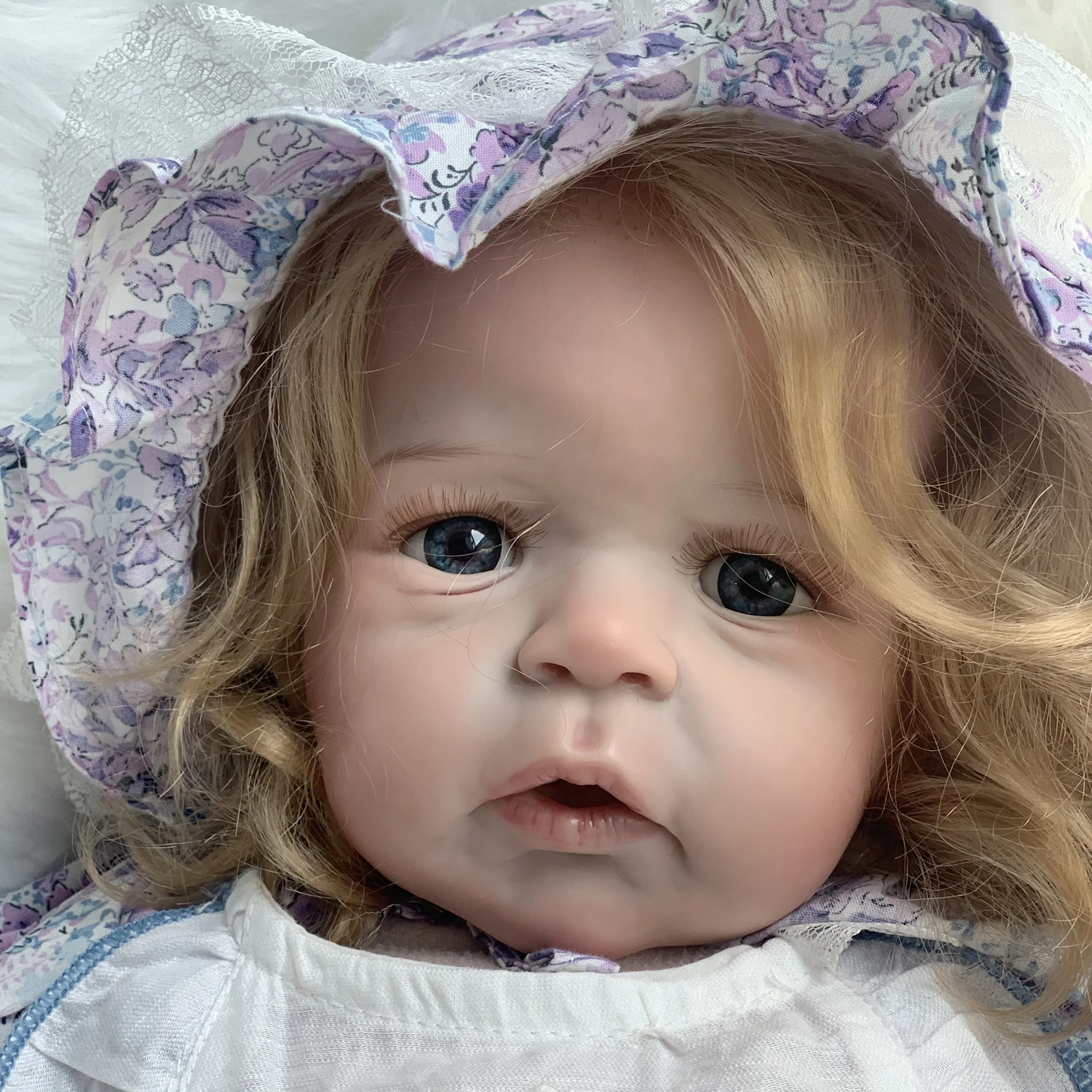 65cm Finished Standing Sandie Reborn Toddler Doll 3D Painted Skin Lifelike Real Bebe Reborn With Rooted Hair Muñecas Para Niñas