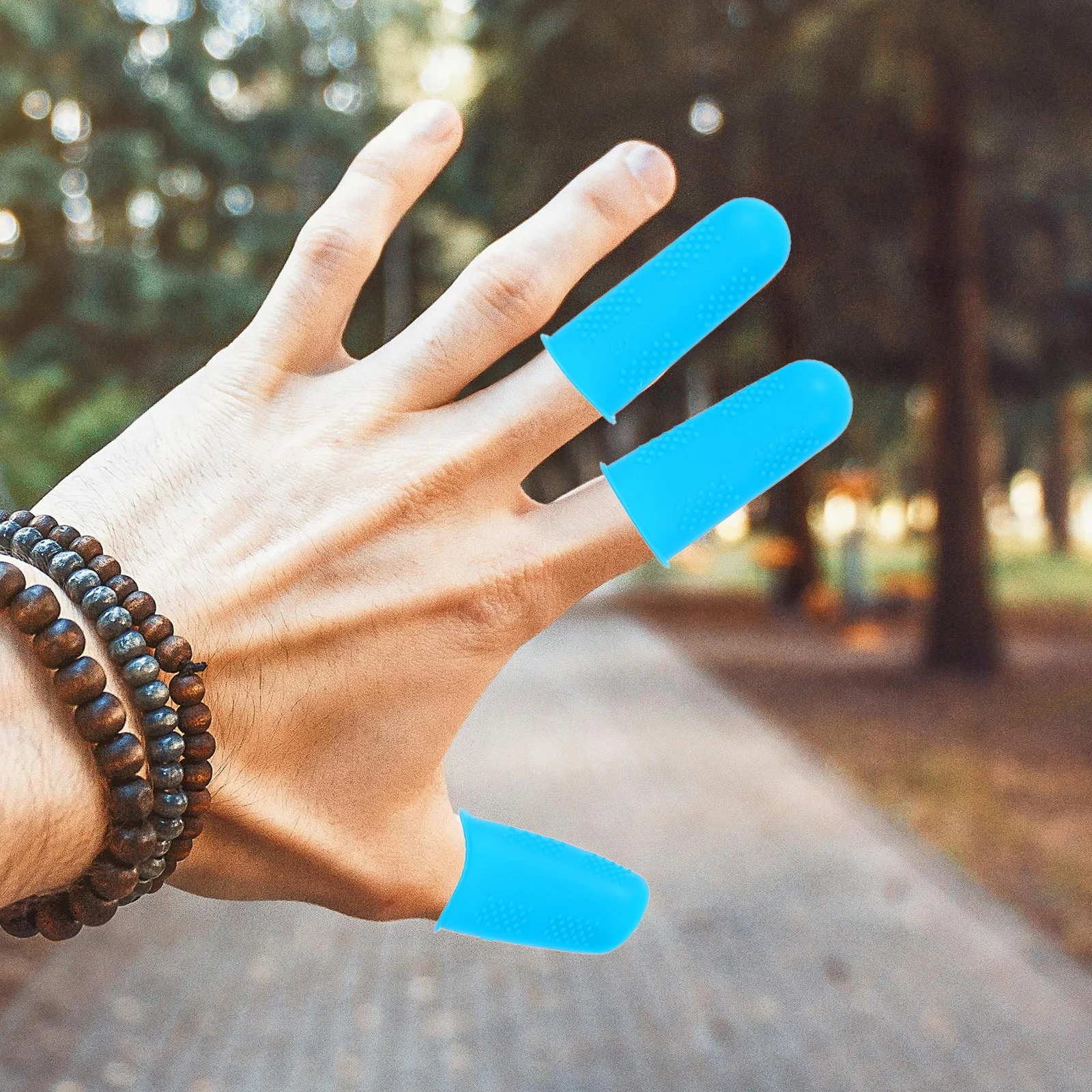 12Pcs Comfortable Silicone Fingertip Protectors Reusable Non-Slip Grip for Gluing Soldering Baking Finger Cover