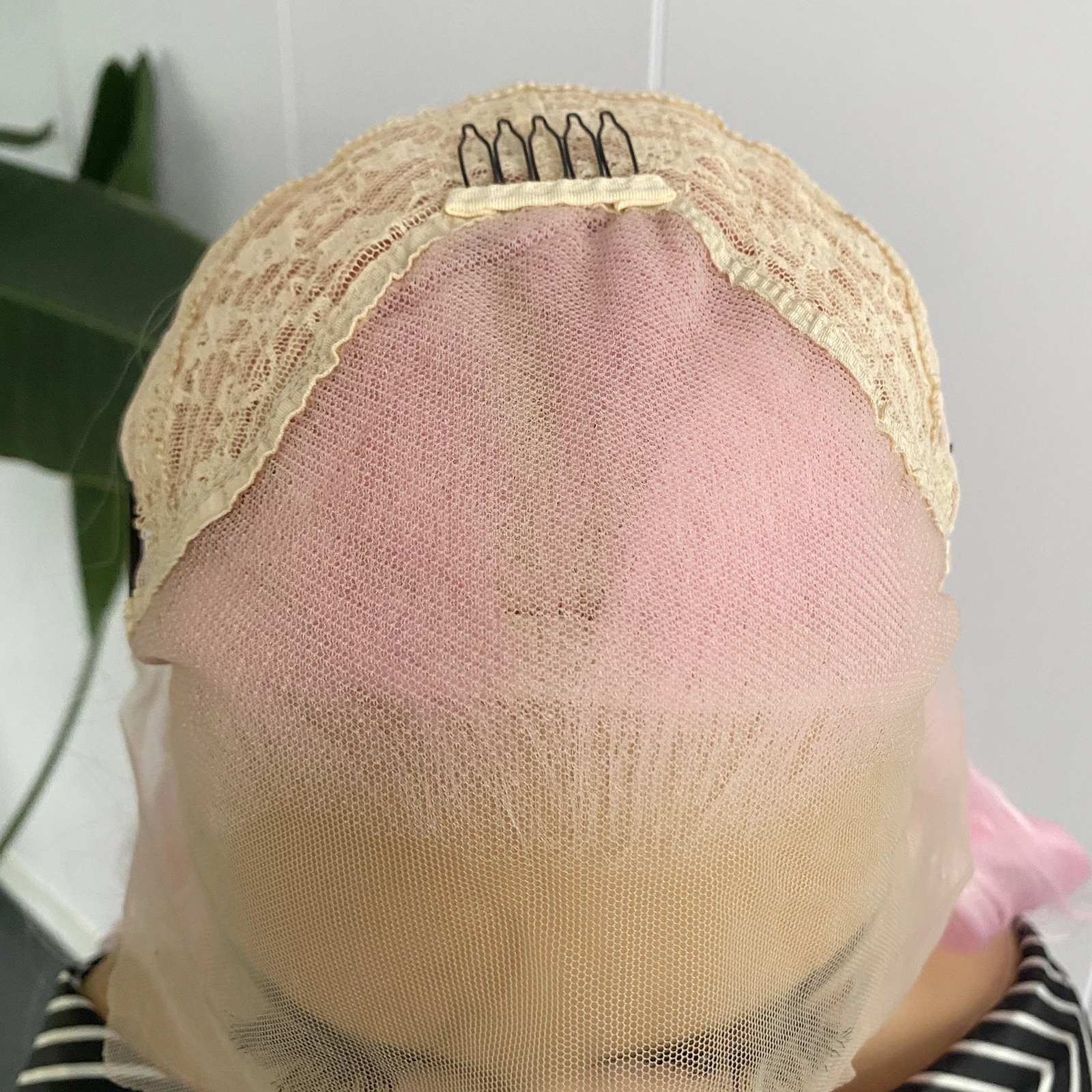 AIMEYA Ombre Pink Wig Synthetic Long Silky Straight Lace Front Wig 13x4 Glueless Natural Hairline Daily Use Lace Wig Cosplay