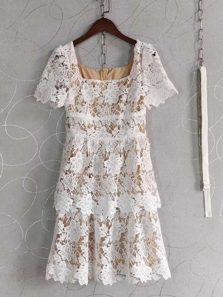 Summer Sundress Holiday Beige White Lace Prom Dresses donna manica corta colletto quadrato ganci per cintura Flower Ruffles Cake Vestidos