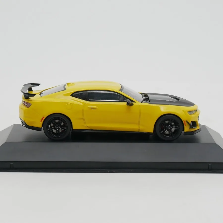 1:43 Scale Camaro ZL1 2019 Alloy Car Model Collection Ornaments