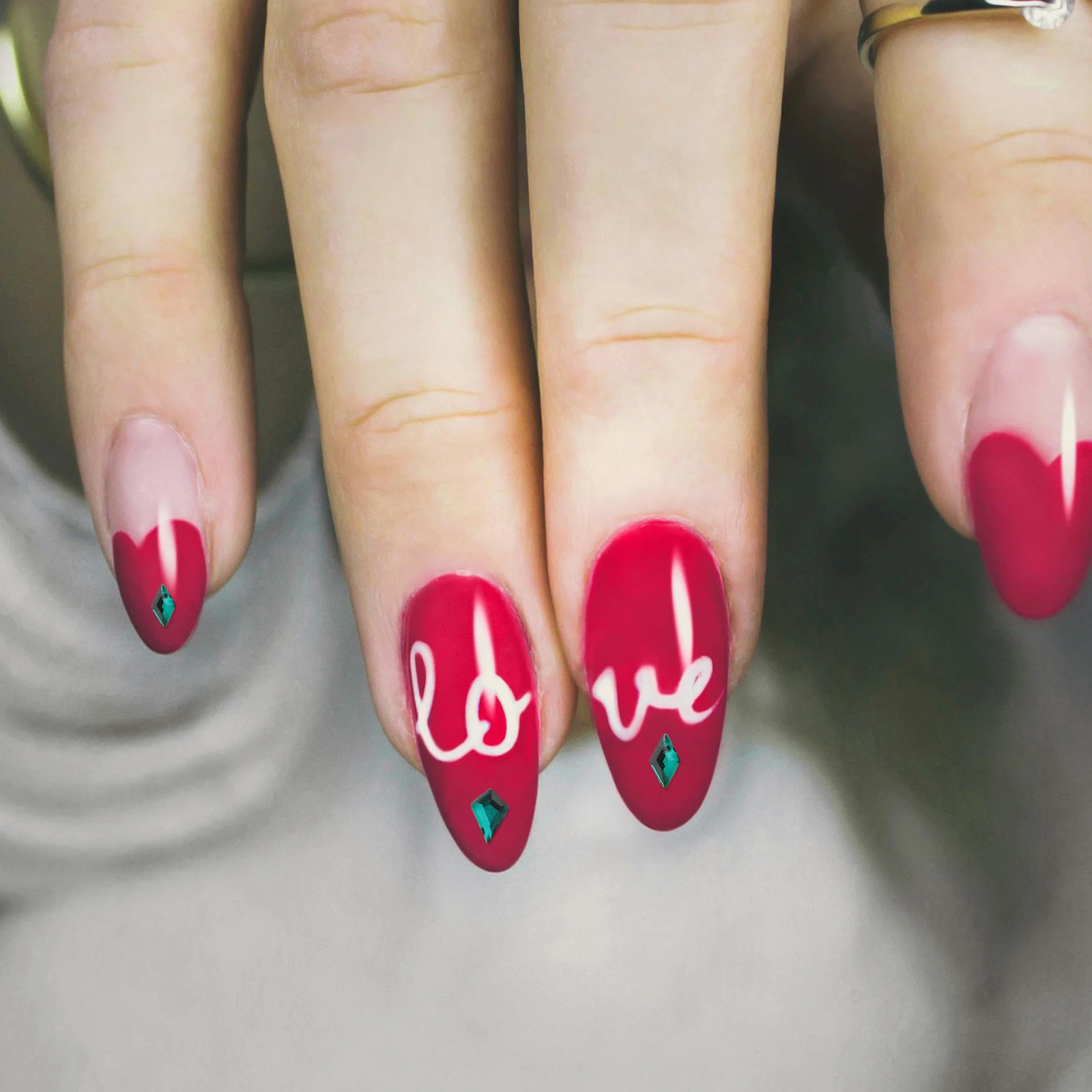 

120Pcs Nail Art Stones Kit Green Flatback Rhinestones for DIY Nail Design Bling Decor Manicure Women Use Flat Back Rhinestones