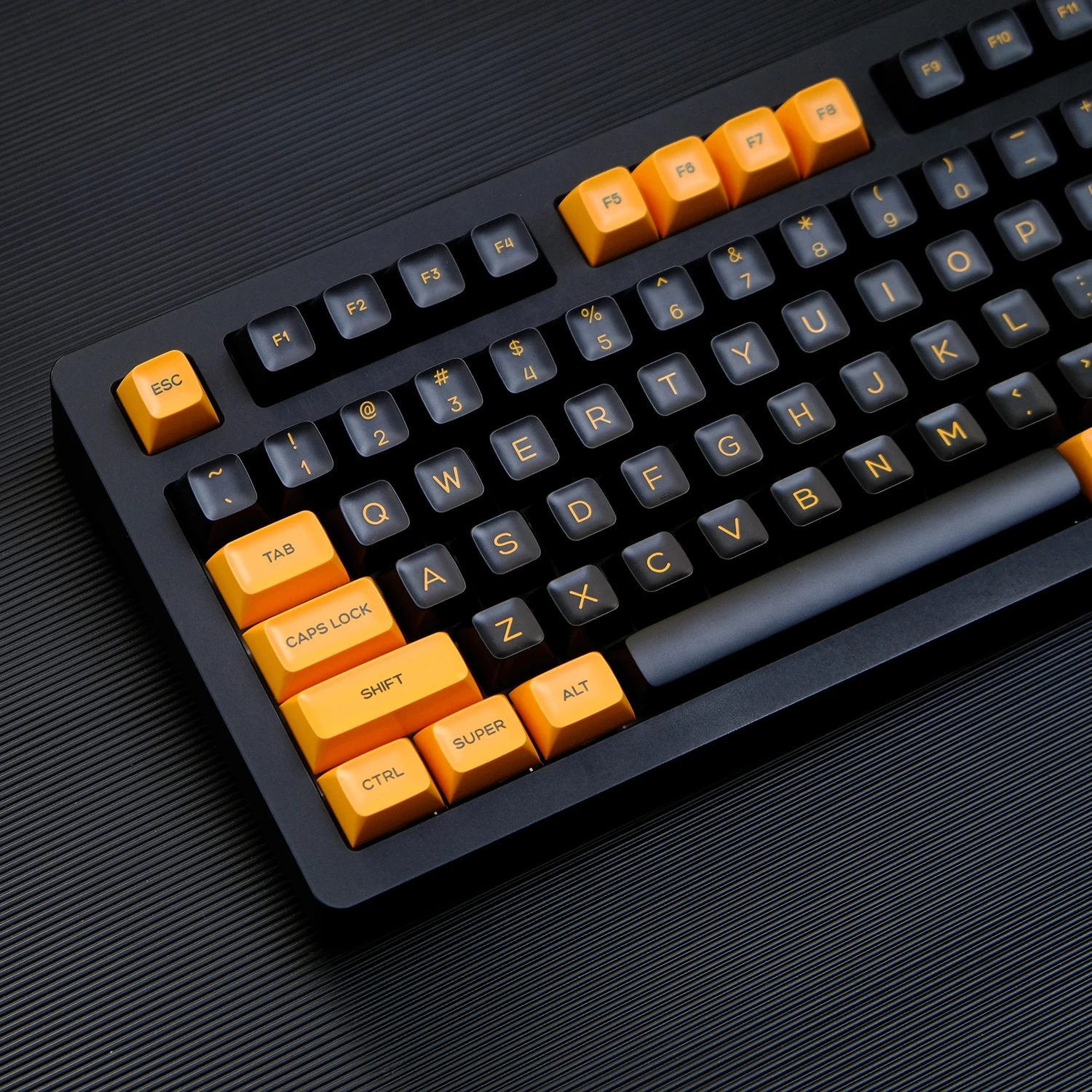 KBDiy 142 Keys Black and Yellow Keycap Set Double Shot SA Profile PBT Keycaps Custom for Mechanical Keyboard Gaming for GMK67 75