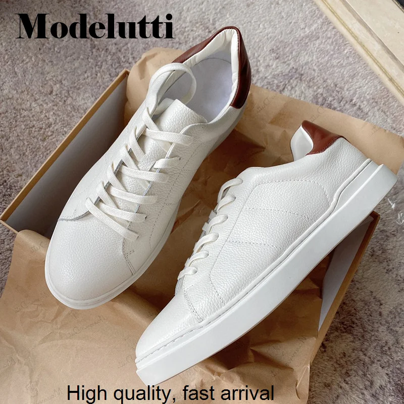 

New Spring 2023 Summer Fashion Genuine Leather Color Matching Round Head Flat Shoes Men Solid Simple Casual Shoes Male