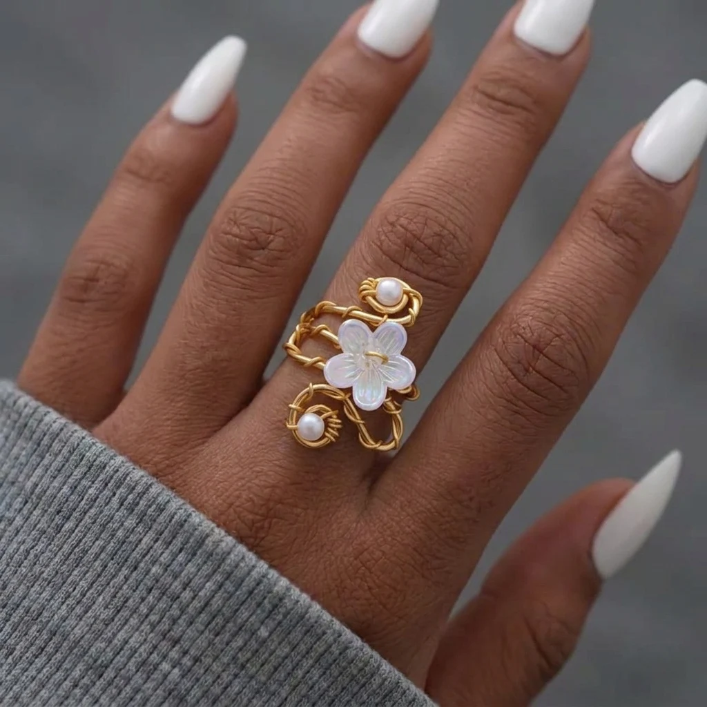 Creative Flower Spiral Wire Wrapped Open Ring Cuff Bracelet for Women Boho Imitation Pearl Twisted Ring Party Jewelry Gift