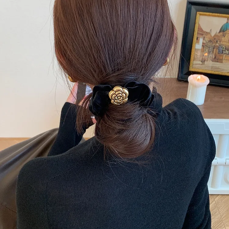 French Vintage Rose Print Scrunchie Korean Ins Tweed Style Elastic Soft Hair Tie for Messy Bun Updo Daily Home