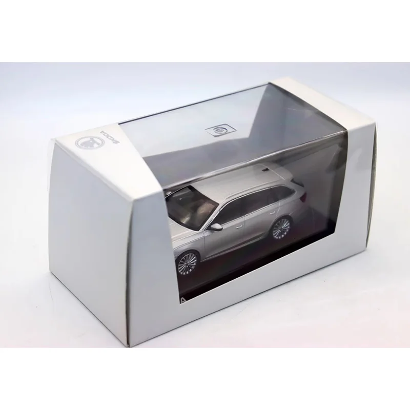 1:43 Scale Skoda Octavia Combii A8 Travel Alloy Car Model Collection Ornaments Vehicle Toy