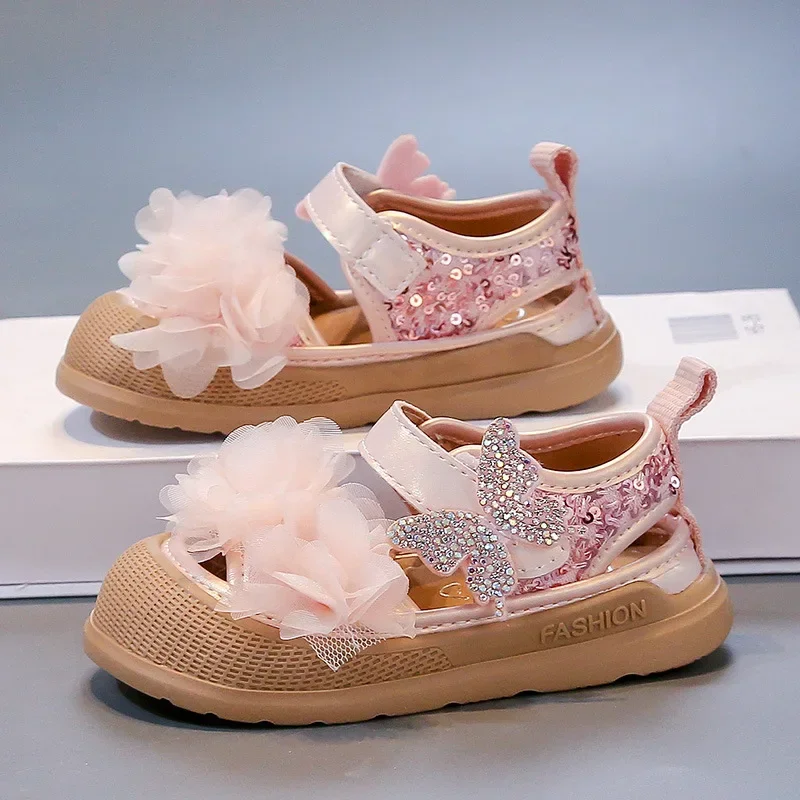 Girls Princess Shoes Toes Capped Soft Sole 2025 Summer Kids Sandals Lace Flowers Shiny Butterfly Children Casual Shoes Non-slip