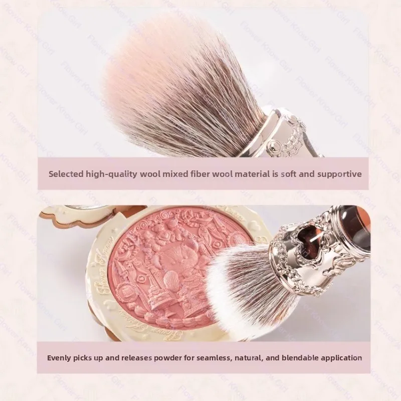 Flower Knows The Sweetie Bear Collection Pennello per fard Pennelli per evidenziatori in polvere sciolta di lana
