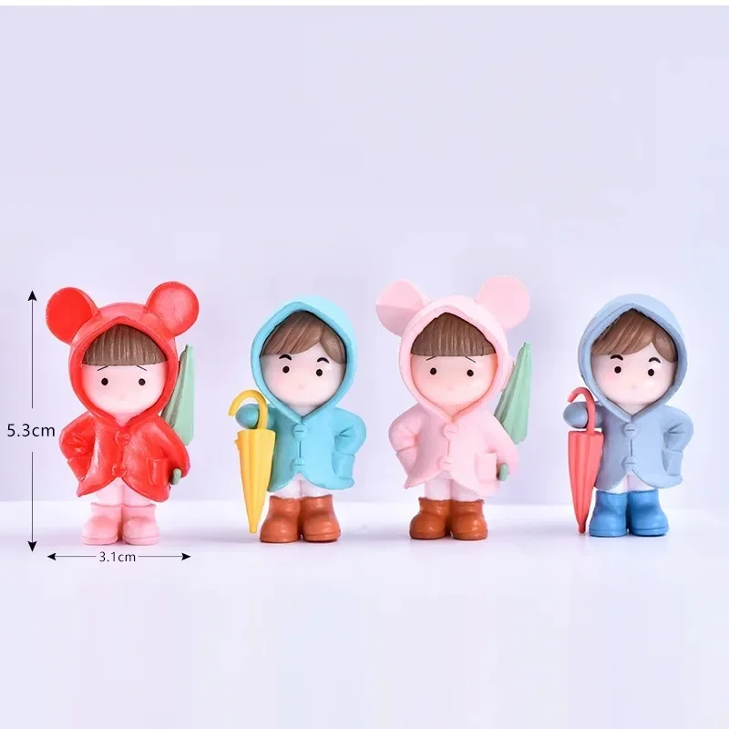 4Pcs Mini Raincoat Figure with Umbrella, PVC Boy Girl Statue, Fairy Garden Pendant, DIY Craft Miniature Decor