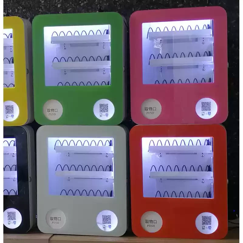 Mini Wall Mounted Vending Machine QR Code Payment Smart Vending Dispenser for Hotela