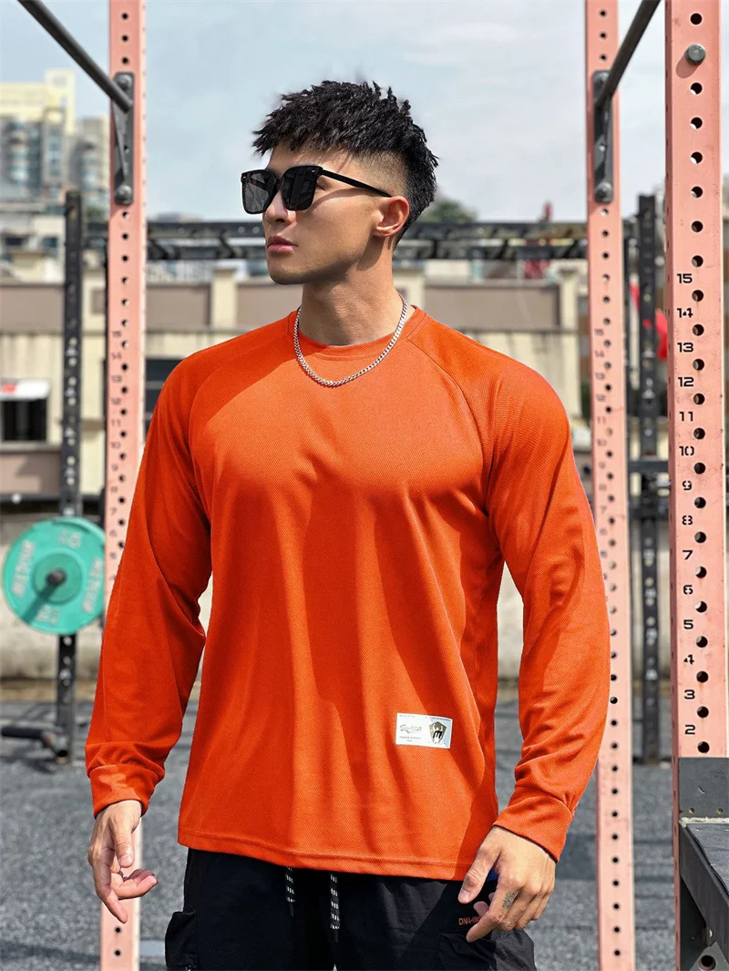 Men long sleeved T-shirt Crew neck stretch fitness suit Gym Running Training Bodybuilding T-shirt men clothing Bottoming shirt