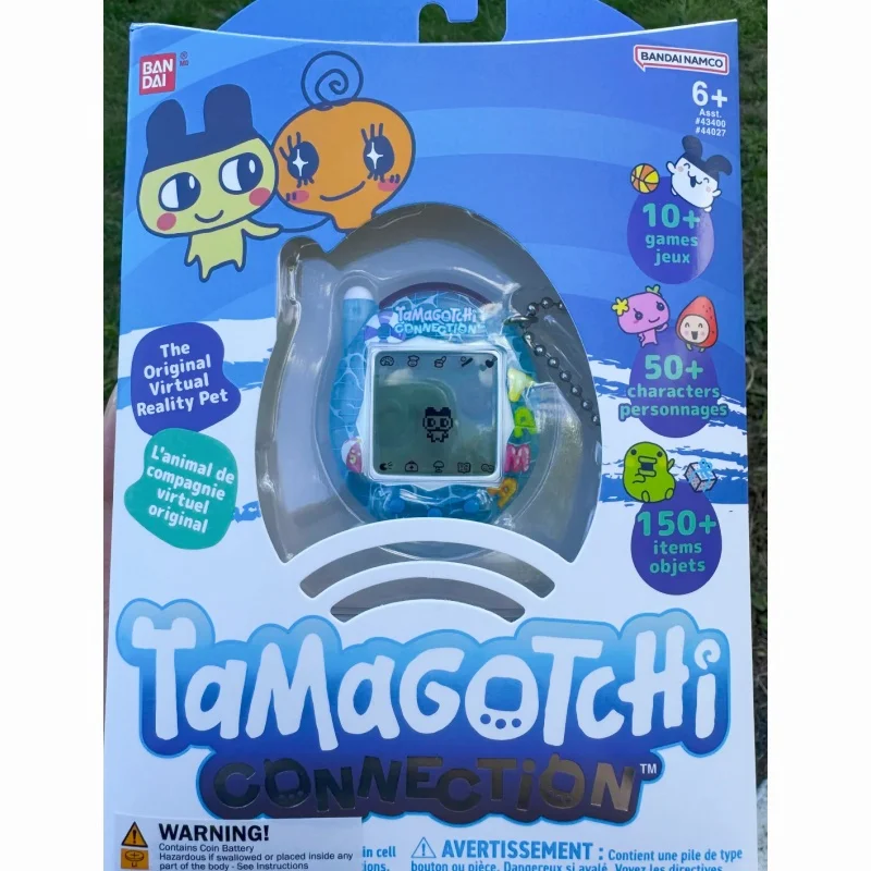 Bandai  V3 Electronic Virtual Pet Machine Blue Pool Keychain Multiple Fun Games Pet Raising Rich Props Model Htm 44027