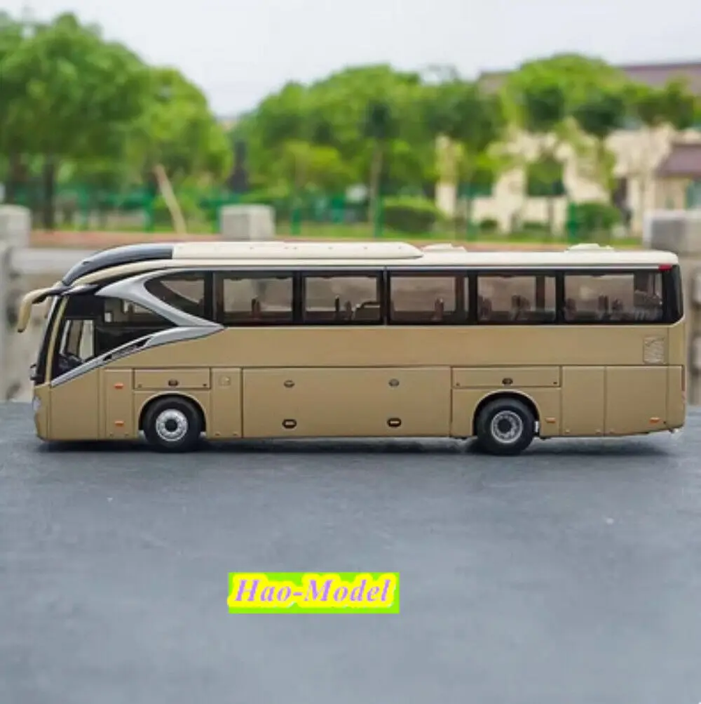 1:42 dla Jinlong XML6129 Model autobusu odlewu zabawki dla dzieci prezenty urodzinowe dla chłopców hobbystyczna kolekcja ozdób turystyczny złoty