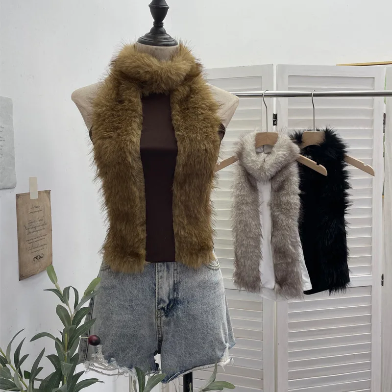 2025 Furry Patchwork Halter HarajukuTanks Women Vintage Sexy Backless Slim Fit Vest Y2k Aesthetic Grunge Cropped Winter Camisole