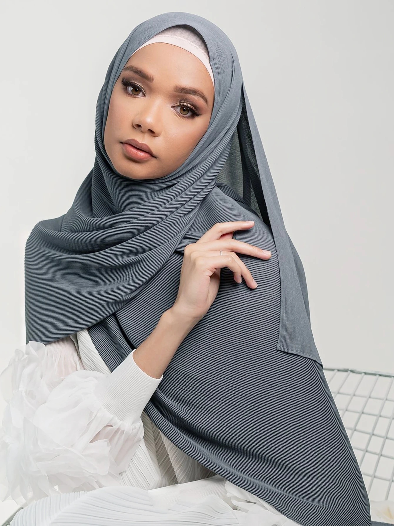 Pleated Chiffon Hijab Muslim Crinkle Scarf Solid Color Crepe Shawls Headband Islamic Wraps Foulard Femme Tudung Bawal