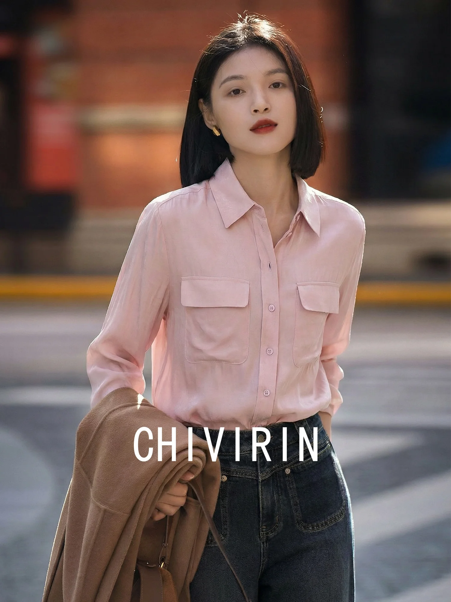 

Корейская свободная женская рубашка Chivirin с длинными рукавами, розовая, с двойными карманами, весенняя модная модель для ношения как внутренняя, так и внешняя одежда, дышащая, комфортная.