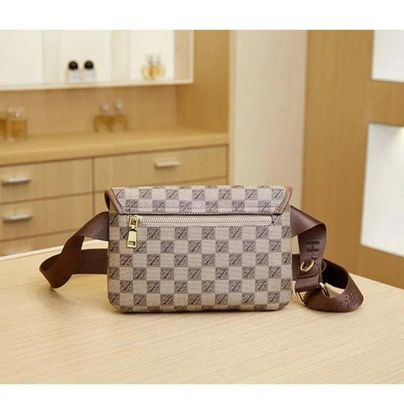 Vintage Print Checkerboard Chest Bag for Women, Small Square Bag, Diagonal Small Waist Pack, Explosive Brand, New Fashion,