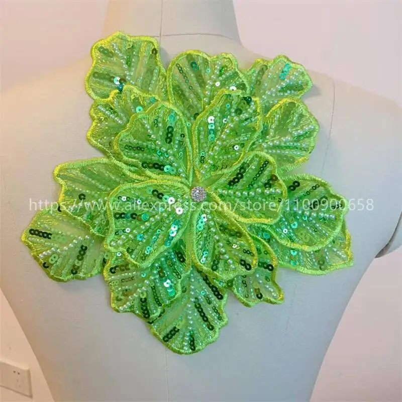 24CMX21CM, 22 Farben. Mehrschichtige bestickte, perlenbesetzte Pailletten-Großblumen, DIY-Kleidung, Mantel-Brustblume, Dekorations-Applikation. – Detail 3