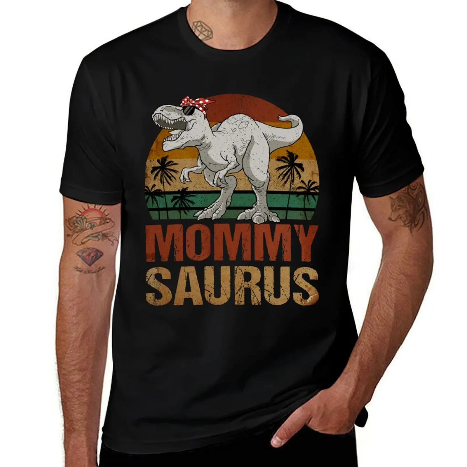 Mommysaurus T Rex Dinosaur Mommy Saurus Vintage T-Shirt Comfortable Basic Crew Neck Tee T-Shirt