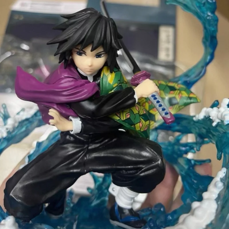 En Stock 17cm Demon Slayer Zero Tomioka Giyuu Anime figura de acción PVC colección modelo juguete adorno de escritorio Kimetsu No Yaiba juguete