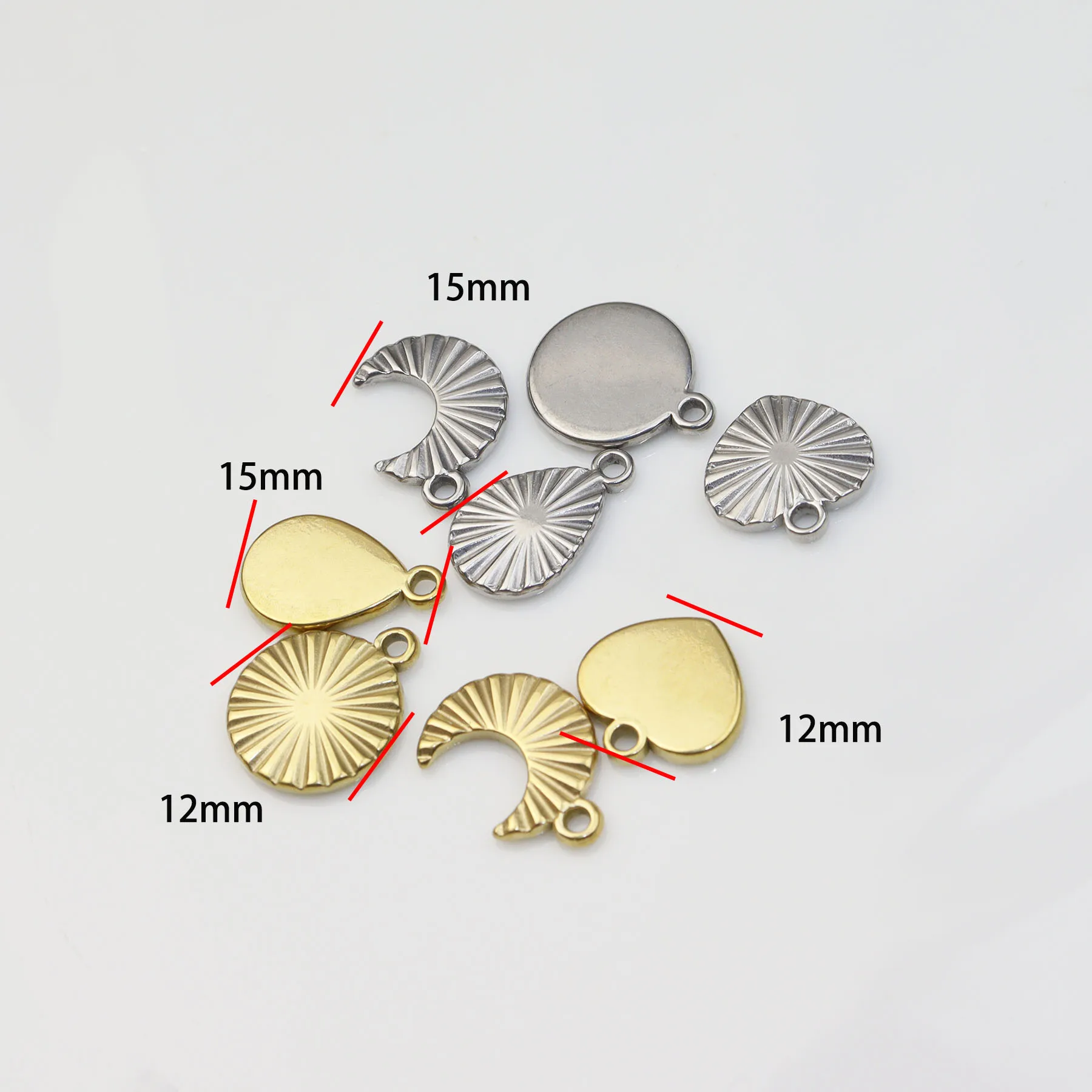 5pcs Wholesale Stainless Steel High Quality Moon Women Finding Charms Pendant DIY Fashion Jewelry Necklace Vacuum Plate 2 Colors