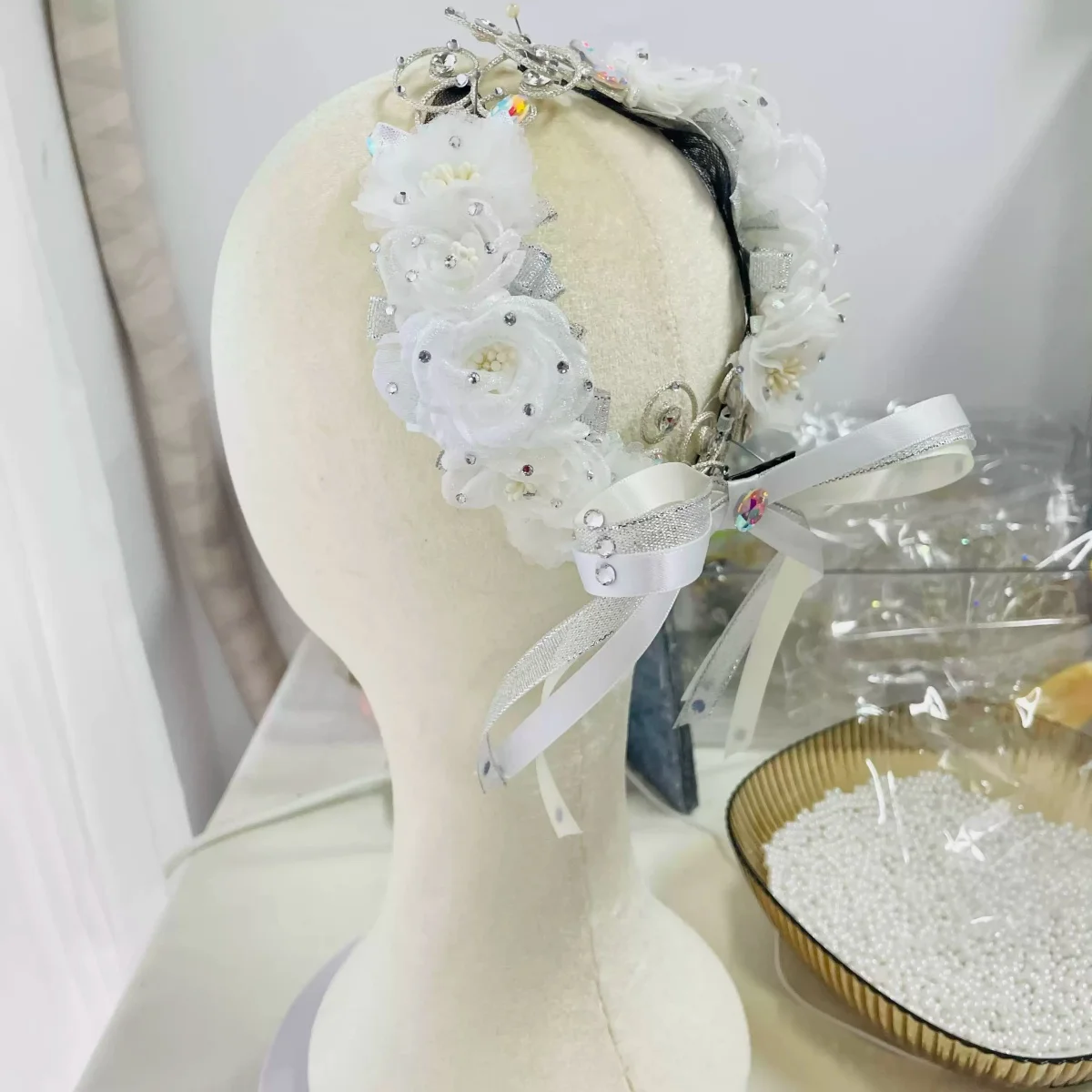 Ballet headpiece, white ballet wreath, double-sided border flowers