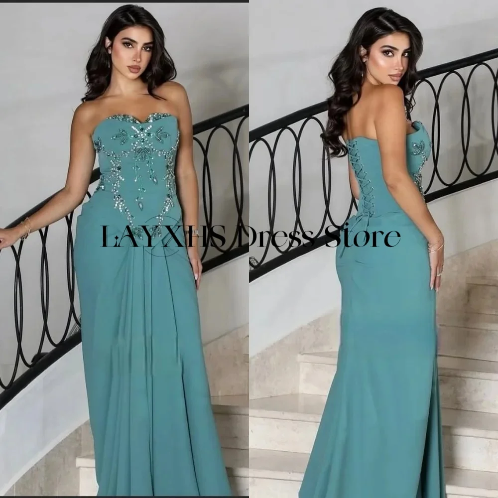 Luxuriöse herzförmige Abendkleider im Meerjungfrau-Stil, glänzende, mit Perlen besetzte Ballkleider mit Schlitz und Schlitz, individuell gestaltet