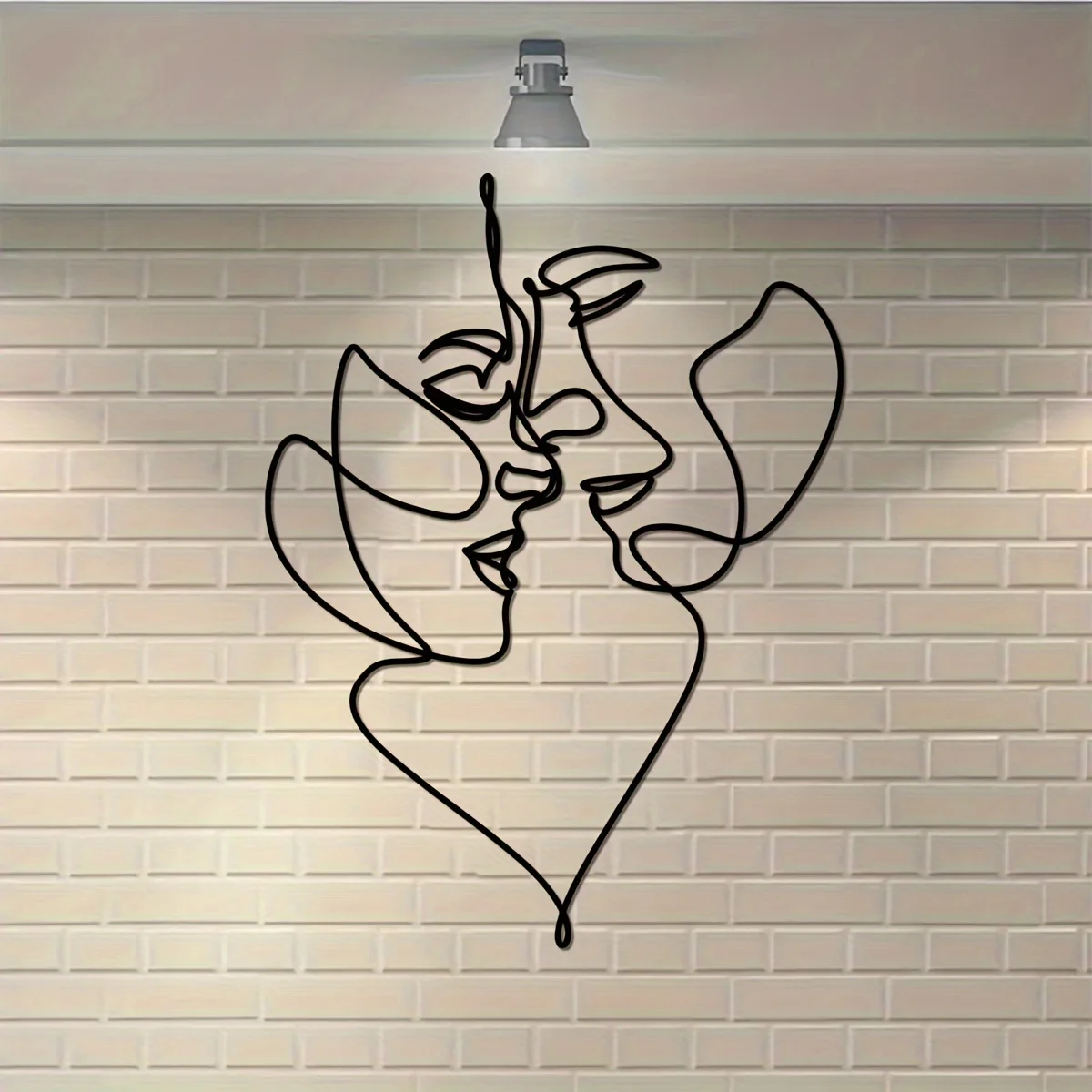 1pc Unique Metal Wire Wall Art with Two Faces Inside Heart Design - Perfect Gift for Birthdays, Christmas, and Home Decor