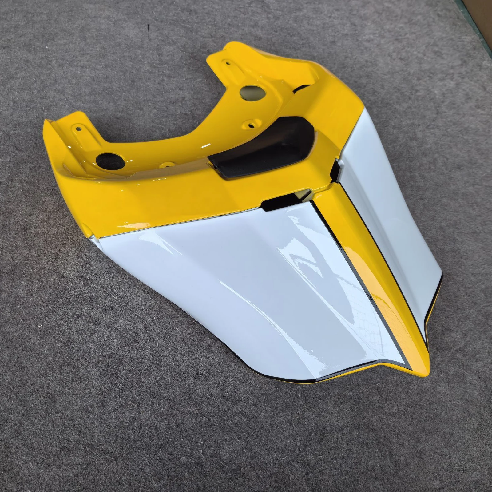 Yellow White Fit for Ducati 749 999 R S 2003 2004 2005 2006 Motorcycle Injection ABS Bodywork Rear Fairing Hugger Tail Seat Cowl