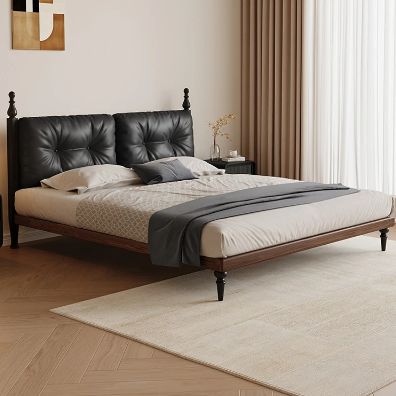 

Leather bed master bedroom high-end atmosphere French antique retro style flush edge small apartment solid wood bed new