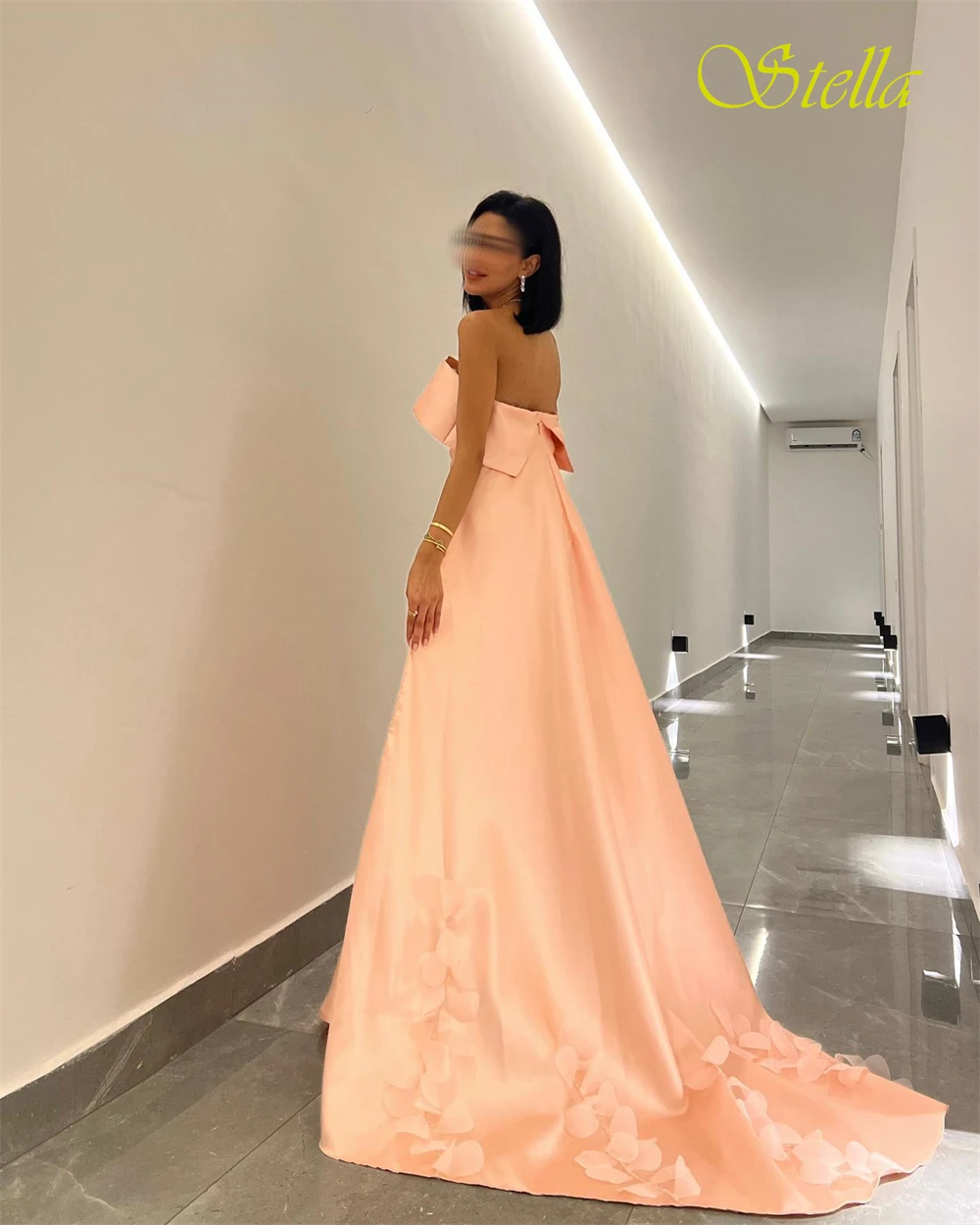 Robe de soirée personnalisée, sans bretelles, sans manches, en Satin de haute qualité, robes de bal à fleurs délicates, robes d'occasion spéciale