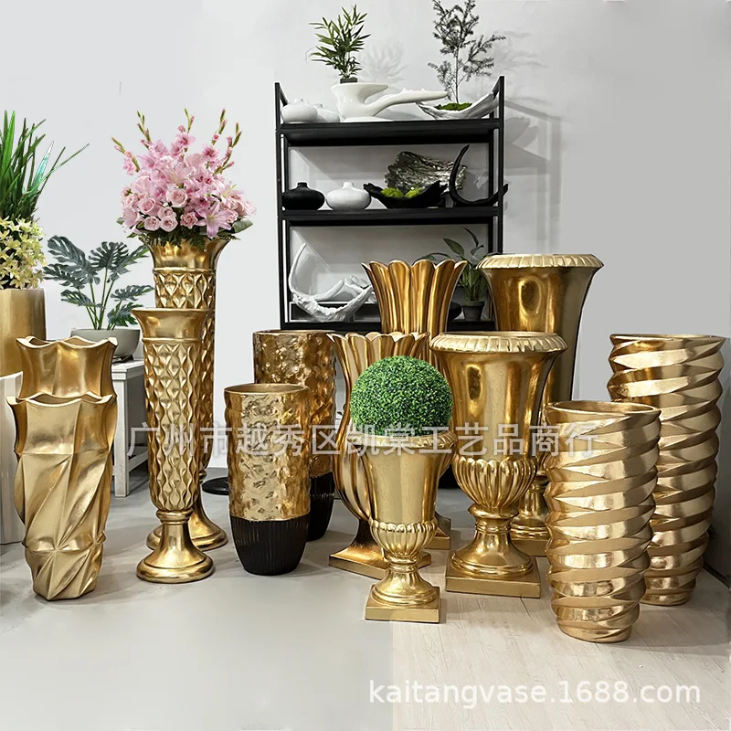 Fashion gold foil floor-to-ceiling large vase ornament, wedding floral decoration, soft installation of dried flowers