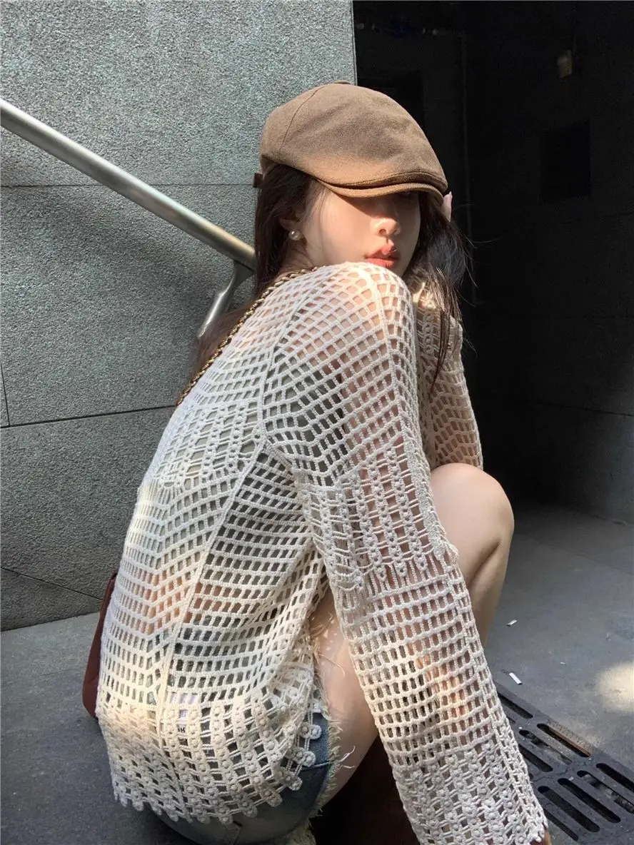 Ladies T-Shirt Mesh Hollowed Out See-Through Fashion Pullover Sweater  Women Sexy Tops Female Girl Casual Knitted T-Shirt Vy1614