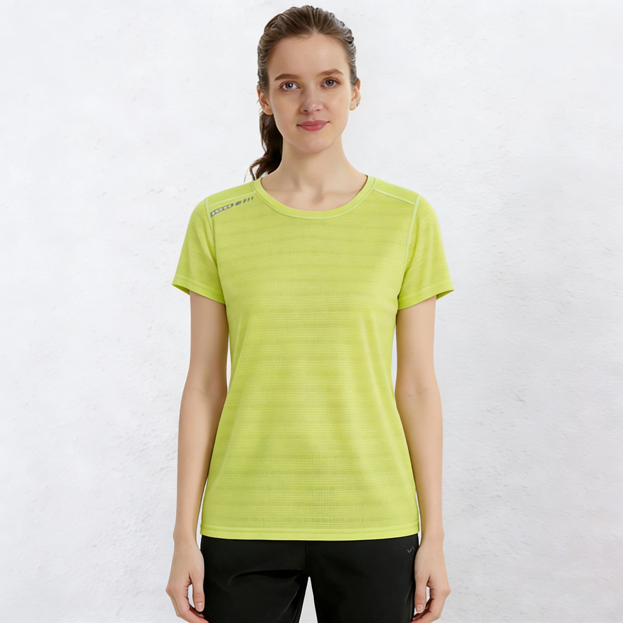 camiseta-esportiva-feminina-de-seda-gelada-secagem-rapida-para-corrida-ao-ar-livre-manga-curta-gola-redonda-casual-classica-com-estampa-xadrez-para-fitness-e-academia