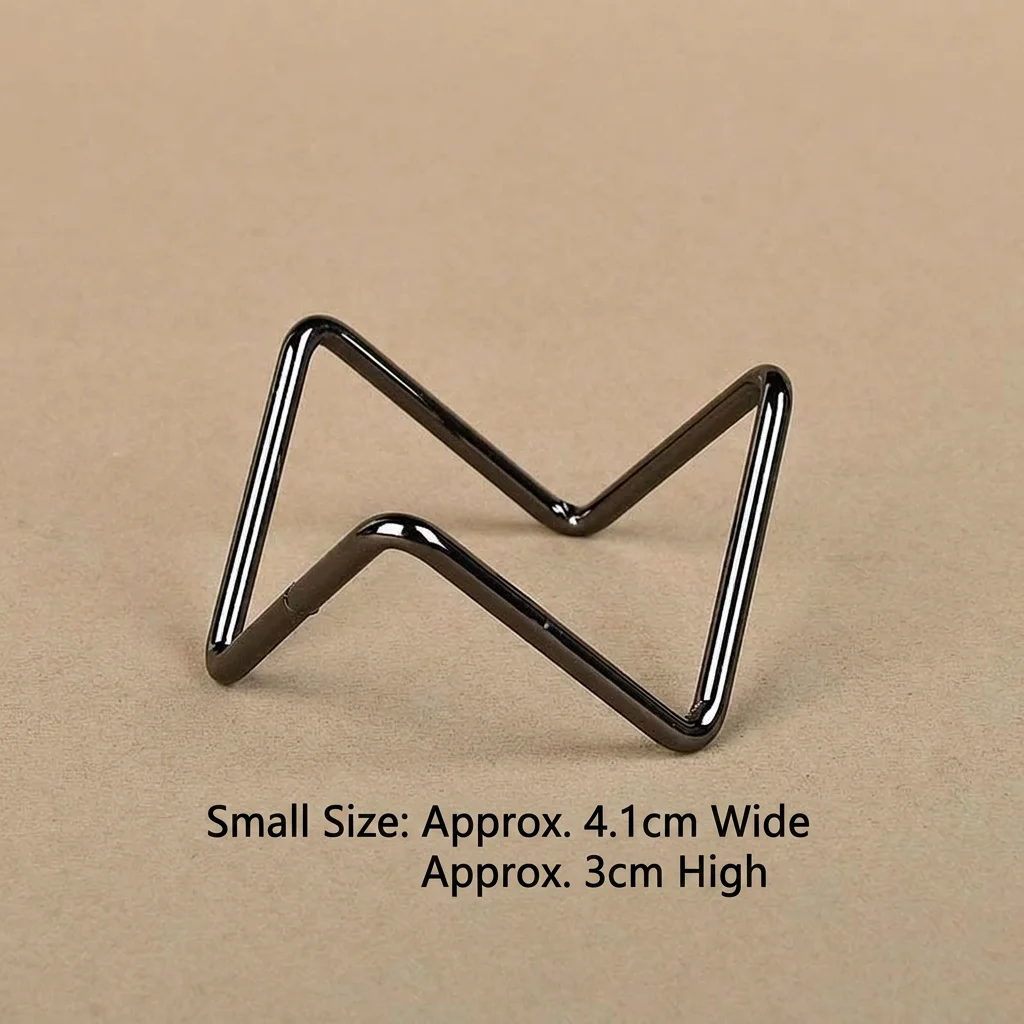 Metal Geometric Display Stand  - Crystal Ball Decor recension och pris