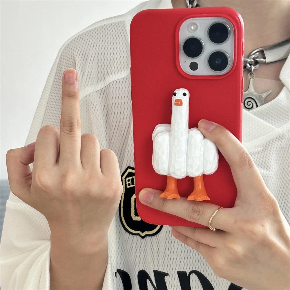 Il Casco per iPhone con Dito: Recensione e Valutazione del Casco 3D con Dito Finto